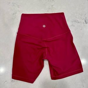 Women’s Lululemon, Size 0, 6inch Align Shorts. Magenta Purple.
